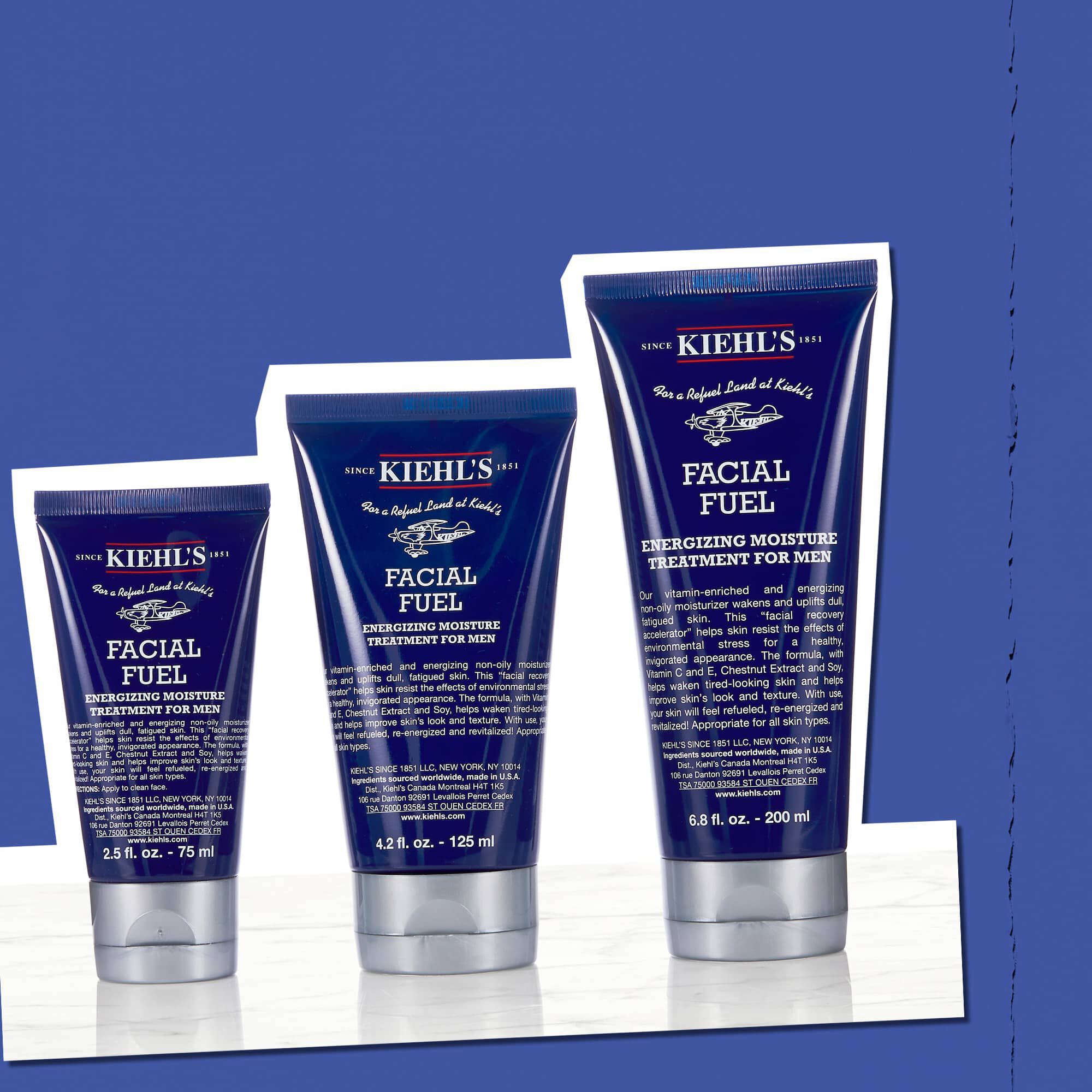 Tre flasker med Facial Fuel Energizing Moisture Treatment for menn som viser tilgjengelige størrelser