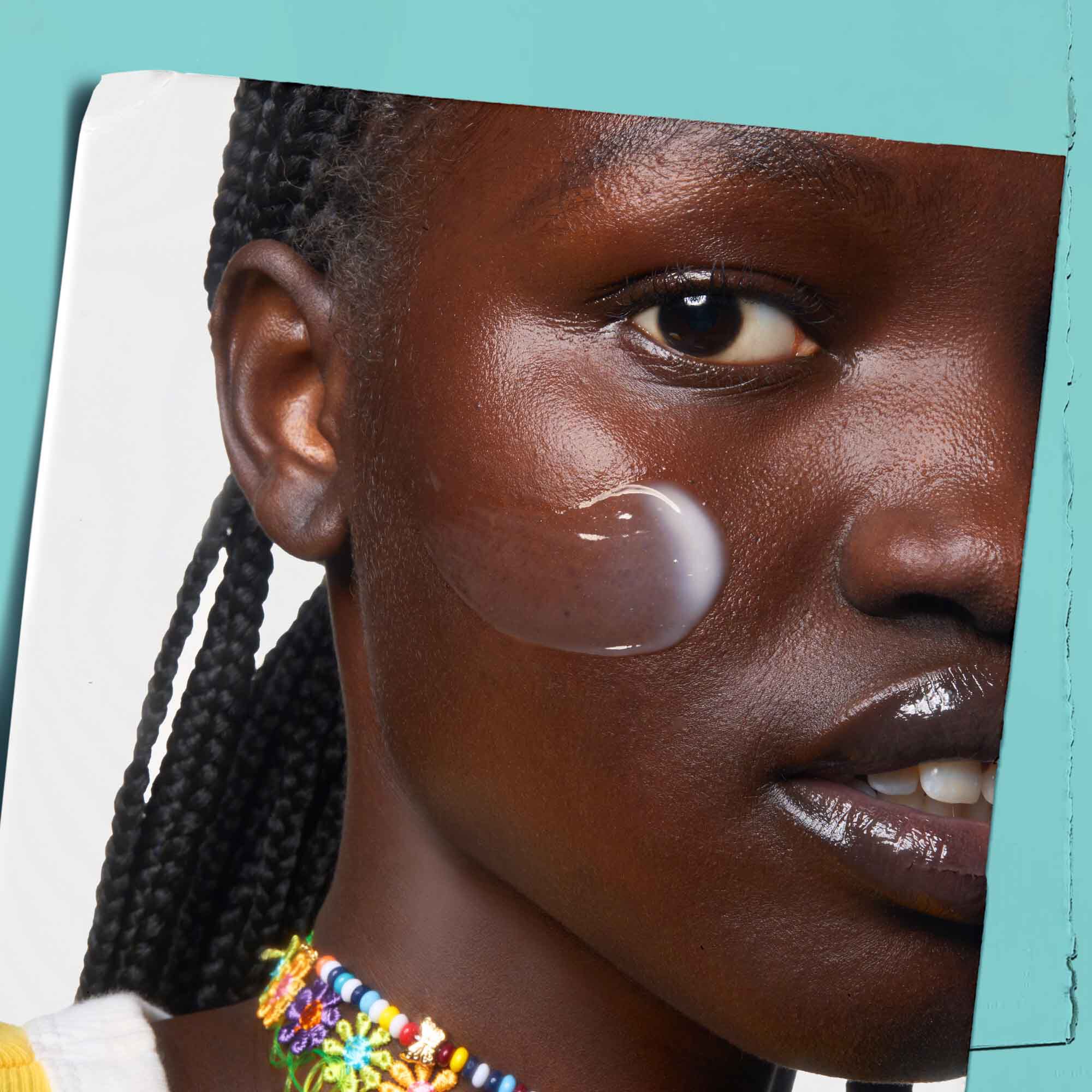 Expertly Clear Blemish-Treating & Preventing Lotion påføres huden.