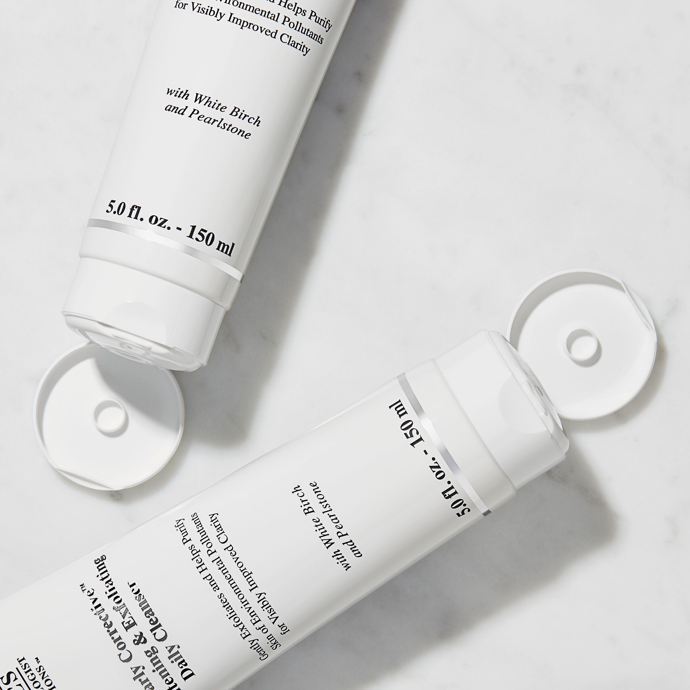 Clearly Corrective™ Brightening & Exfoliating Daily Cleanser