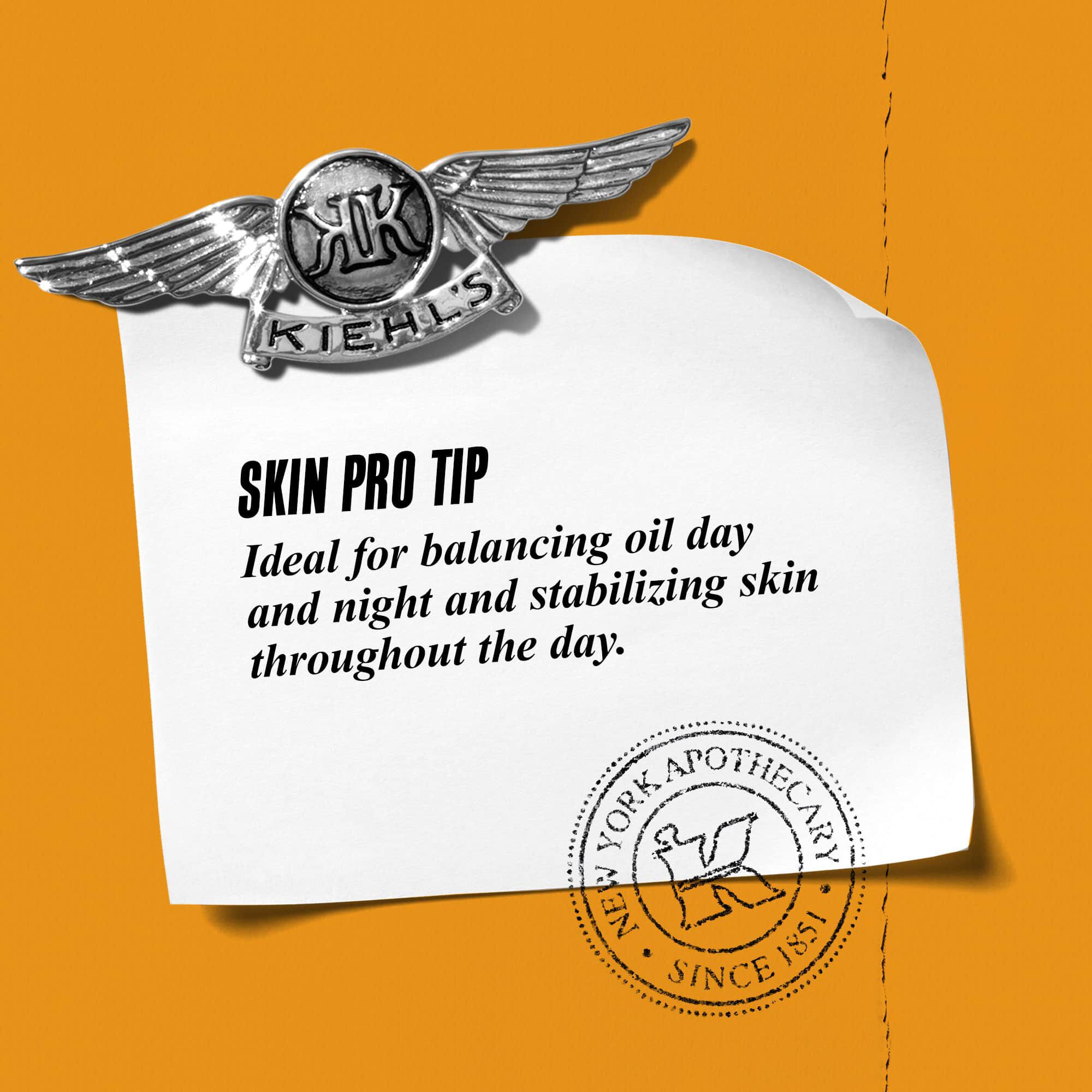 En grafikk med teksten: "Eksperttips: Ideell for å balansere olje hele dagen og berolige huden gjennom dagen," ved siden av en flaske Calendula Herbal-Extract Toner.