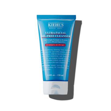 En 150 ml tube med Kiehl's Ultra Facial Oil-Free Cleanser mot en hvit bakgrunn.